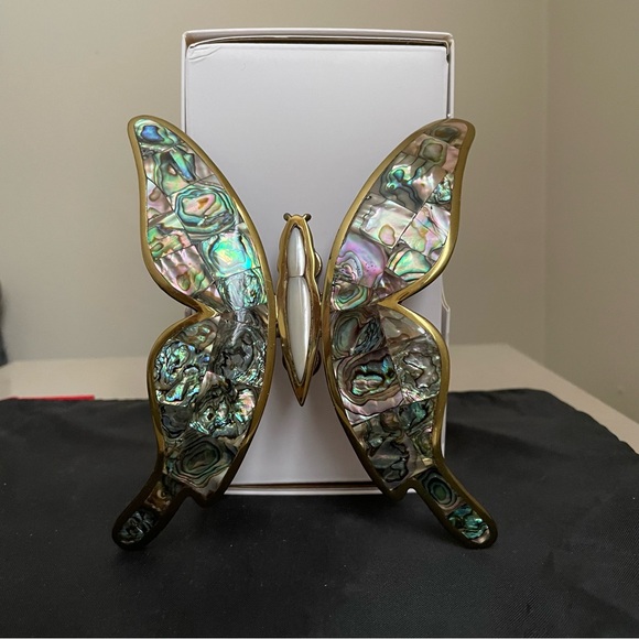 Rare Mid-Century Mosaic Abalone Butterfly With Two Cup Drawer Pulls - Picture 2 of 5